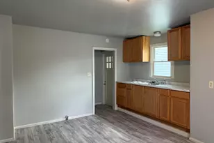 1339 Jennings Ave, Benton Harbor, MI 49022 - Photo 4