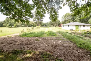 207 E Bertrand Rd, Niles, MI 49120 - Photo 32