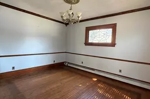 115 Mills St, Croswell, MI 48422 - Photo 6