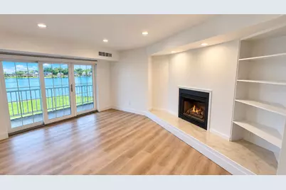3565 Port Cove Drive #67, Waterford, MI 48328 - Photo 2