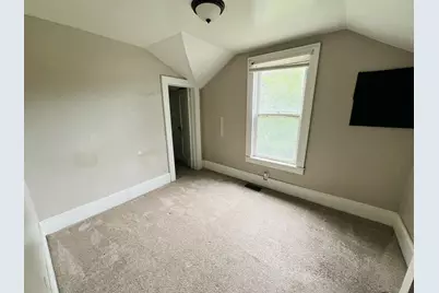 767 W Southern Avenue, Muskegon, MI 49441 - Photo 18