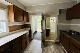 767 W Southern Ave, Muskegon, MI 49441 - Photo 6