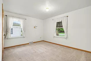 559 W 32nd St, Holland, MI 49423 - Photo 12