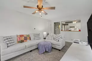 603 W Stoddard St, Charlotte, MI 48813 - Photo 4