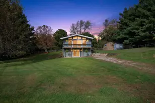 516 Timber Ln., Brooklyn, MI 49230 - Photo 4