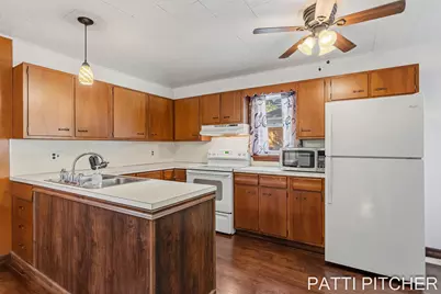 1531 Pennoyer Avenue, Grand Haven, MI 49417 - Photo 14