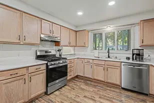 317 E Woodland St, Marcellus, MI 49067 - Photo 4
