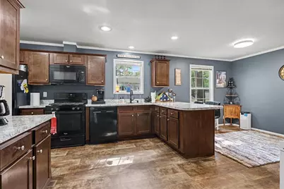 13554 Pinewood Drive, Grand Haven, MI 49417 - Photo 16
