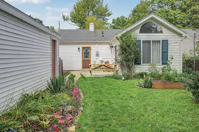 316 Cox Boulevard, Lansing, MI 48910 - Photo 2