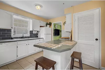 316 Cox Boulevard, Lansing, MI 48910 - Photo 10