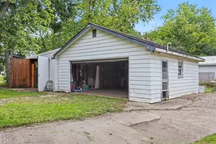 210 N 16th Street N, Springfield, MI 49037 - Photo 14