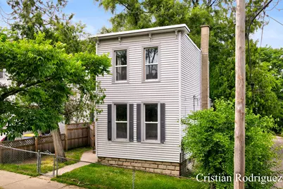 243 Fairbanks Street NE, Grand Rapids, MI 49503 - Photo 1