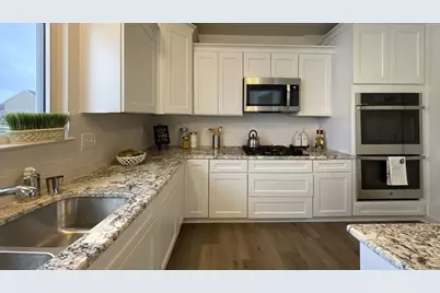 3200 Apple Blossom Way, Monroe, MI 48161 - Photo 2