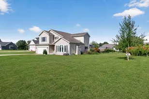 4079 Erin Ct, Pleasant Lake, MI 49272 - Photo 2