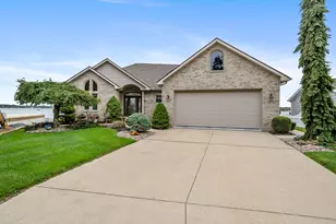 695 Pearl Beach Dr S, Coldwater, MI 49036 - Photo 46