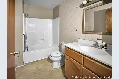 912 E James Street, White Cloud, MI 49349 - Photo 8
