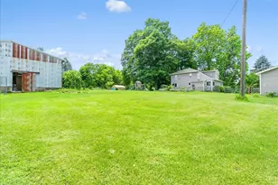 975 Elliott Rd, Fowlerville, MI 48836 - Photo 56