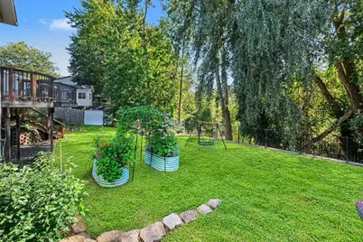 918 N Park Court NE, Grand Rapids, MI 49525 - Photo 32