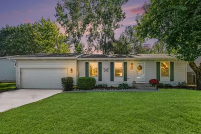 918 N Park Court NE, Grand Rapids, MI 49525 - Photo 2