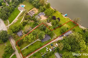 10383 N Cedar Dr, Grand Haven, MI 49417 - Photo 1