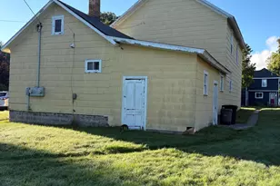 409 4th St, Ludington, MI 49431 - Photo 34