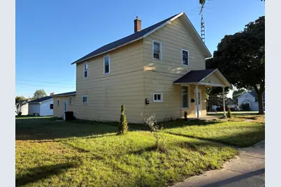 409 4th Street, Ludington, MI 49431 - Photo 1