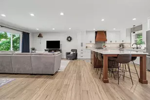3557 Valentine Rd, Whitmore Lake, MI 48189 - Photo 10
