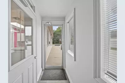 2009 W Michigan Avenue, Jackson, MI 49202 - Photo 4