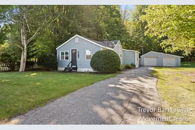 529 Porter Road, Norton Shores, MI 49441 - Photo 2