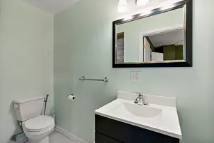 1758 Coit Ave NE, Grand Rapids, MI 49505 - Photo 50