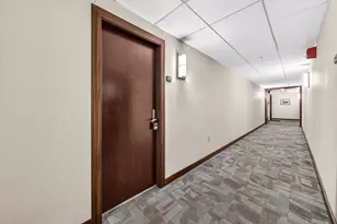 103 Campau Cir NW, Grand Rapids, MI 49503 - Photo 32