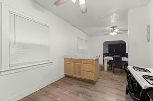 18701 Cherrylawn Ave, Detroit, MI 48221 - Photo 14