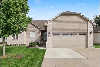 48680 Wheatfield Street, Chesterfield, MI 48051 - Photo 2