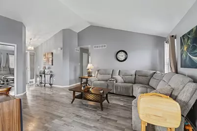 48680 Wheatfield Street, Chesterfield, MI 48051 - Photo 6