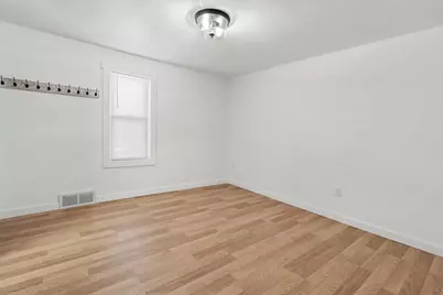 21 Frontenac Street SE, Wyoming, MI 49548 - Photo 12