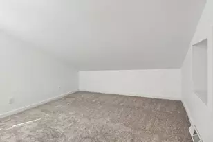 21 Frontenac St SE, Wyoming, MI 49548 - Photo 16