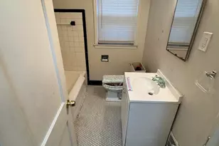 18965 Elkhart St, Harper Woods, MI 48225 - Photo 8