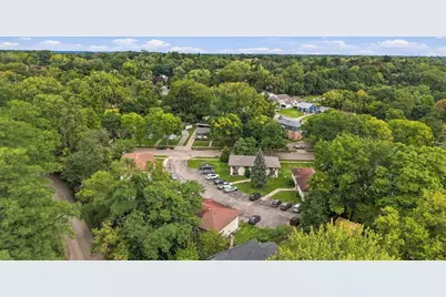 822 Carrier Creek Boulevard NE, Grand Rapids, MI 49503 - Photo 22
