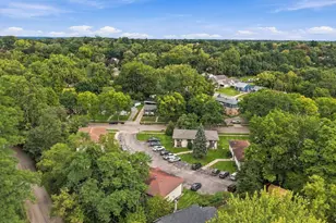 822 Carrier Creek Blvd NE, Grand Rapids, MI 49503 - Photo 22