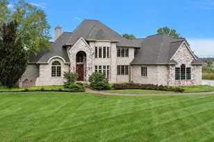 175 Victorian Hills Dr, Okemos, MI 48864 - Photo 1