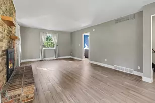2705 Jennings Rd, Whitmore Lake, MI 48189 - Photo 4