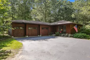 05100 Beechwood Ln, South Haven, MI 49090 - Photo 2