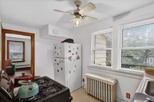 190 W Dale Ave, Muskegon, MI 49441 - Photo 14