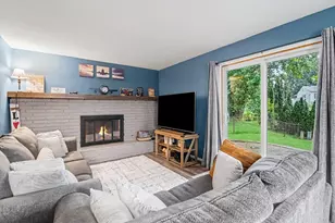 542 Eastlook Dr, Saline, MI 48176 - Photo 2
