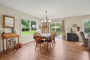 2133 S Van Kal St, Kalamazoo, MI 49009 - Photo 6
