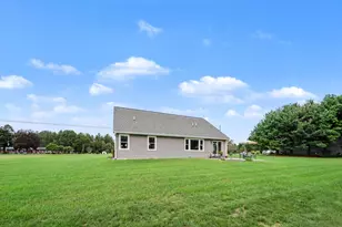 2133 S Van Kal St, Kalamazoo, MI 49009 - Photo 32
