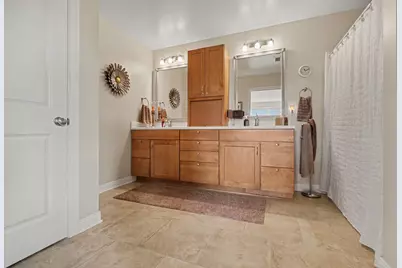 2133 S Van Kal Street, Kalamazoo, MI 49009 - Photo 10