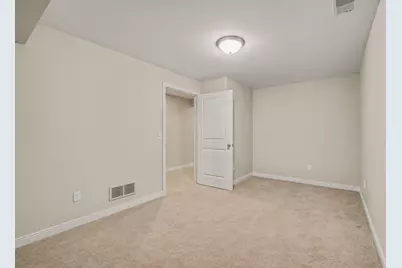 2133 S Van Kal Street, Kalamazoo, MI 49009 - Photo 24