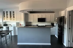 815 Wells St, South Haven, MI 49090 - Photo 12