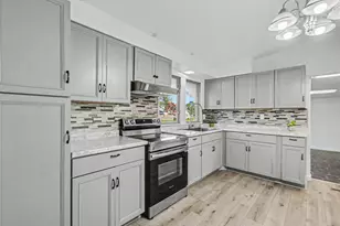 535 Riverside Dr, Battle Creek, MI 49015 - Photo 8